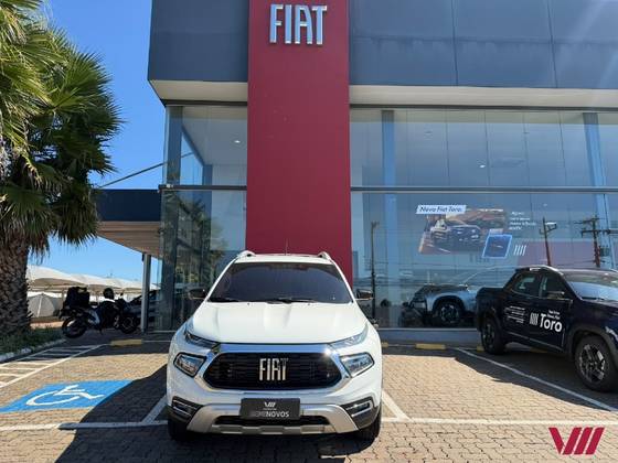 FIAT TORO 1.3 TURBO 270 FLEX VOLCANO AT6 FIAT TORO 1.3 TURBO 270 FLEX VOLCANO AT6